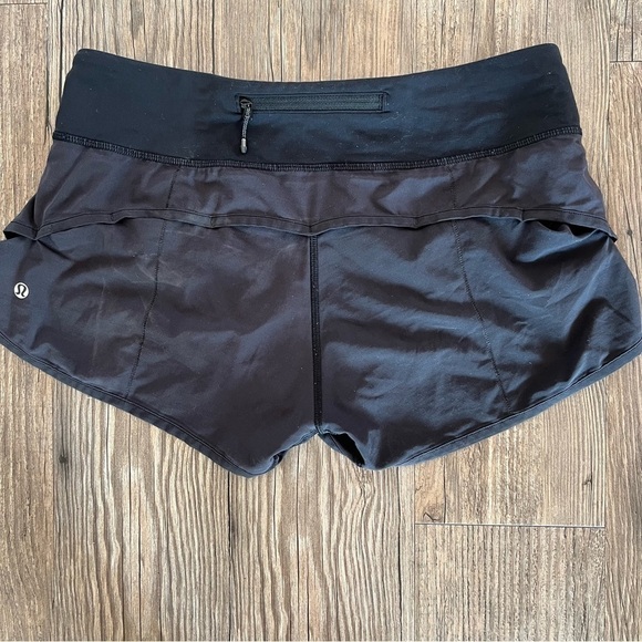 Lululemon Run Times II Shorts Size 10 Black - Picture 4 of 5